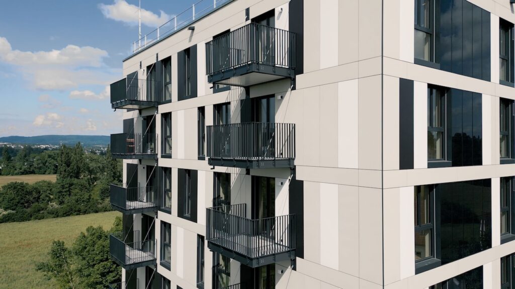 Exterior of a prefabricated apartment by Gropyus in Germany